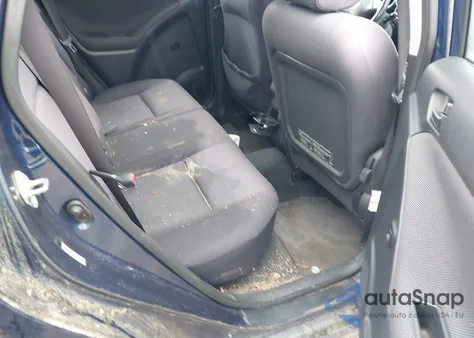 2004 Toyota Matrix Xr z USA, uszkodzony, nr VIN 2T1LR32E84C175346